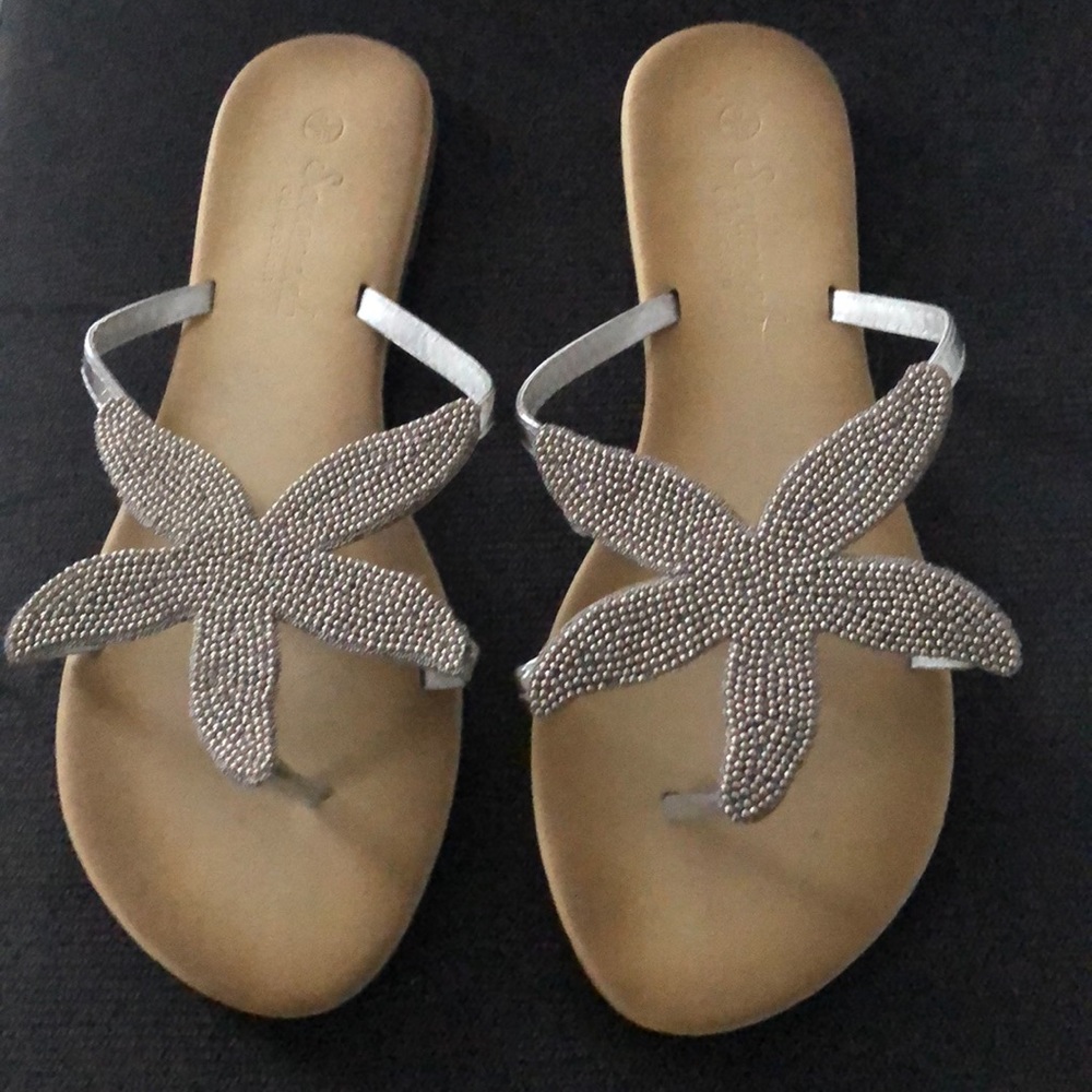 Sea star flip flops